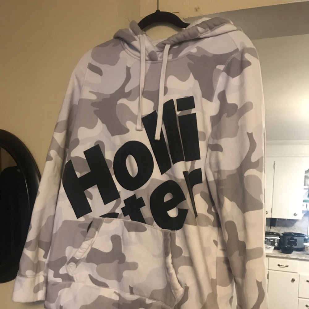 Women’s Hollister hoodie sweatshirt